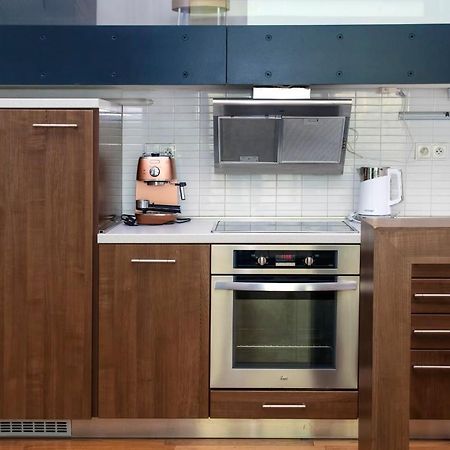 Modern Apartment With Terrace And Air Conditioning Prague Ngoại thất bức ảnh