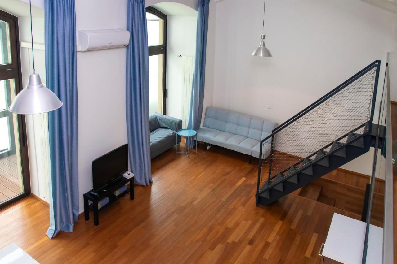 Modern Apartment With Terrace And Air Conditioning Prague Ngoại thất bức ảnh